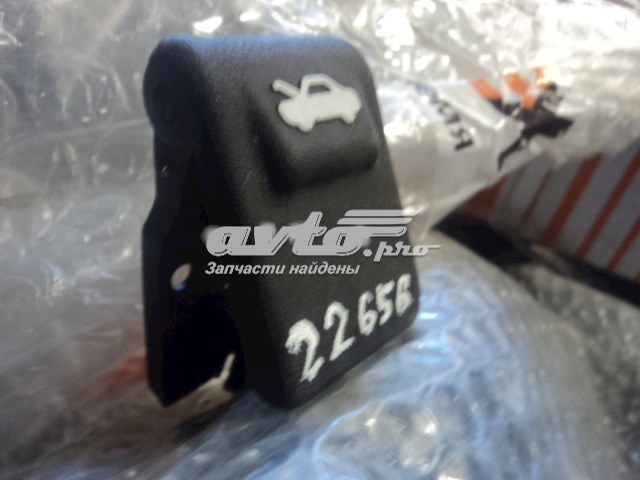 Замок капота 8118234000 Hyundai/Kia