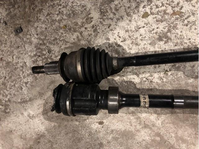 Піввісь передня, права Mazda FTH82550X ціна, від 174.23 USD