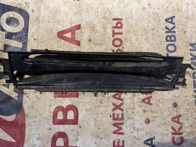 Повітроводи системи охолодження двигуна Tesla 600819300B ціна, від 101.35 USD