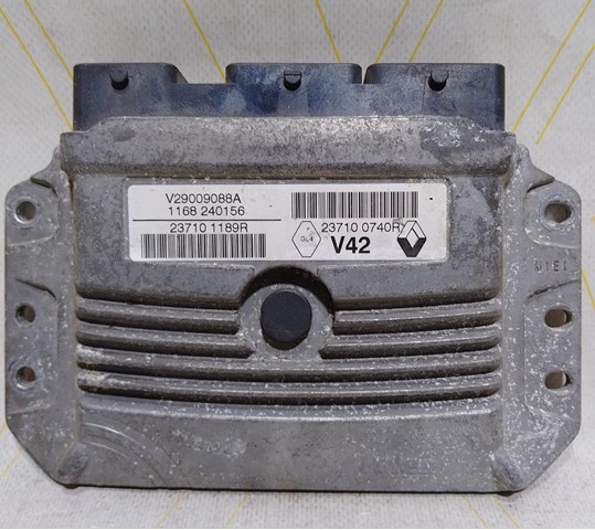 Блок двигуна Renault (RVI) 237100740R