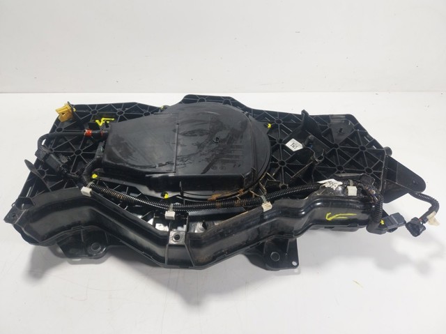 Б/бак Peugeot/Citroen 9831368480 ціна, від 1368.98 USD