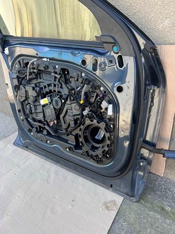 Купити 31655328 Volvo Двері кабіни