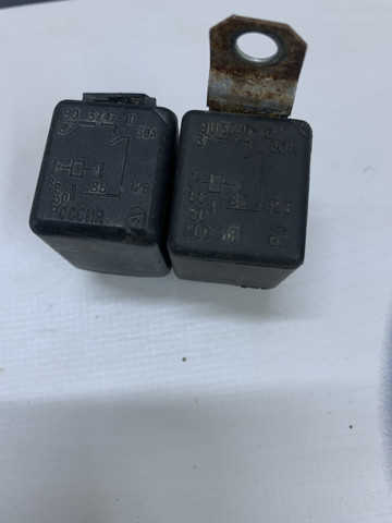 Реле фар передніх Lada 90374710 ціна, від 2.24 USD