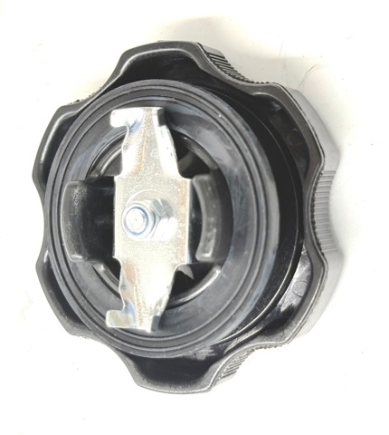 Купити Q3730072 Q-fix Кришка маслозаливной горловини