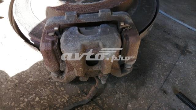 440011LB0A Nissan/Infiniti Супорт гальмівний задній правий