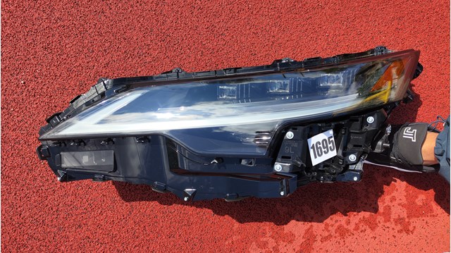 Купити 811500E730 Toyota Основна фара в зборі ліва