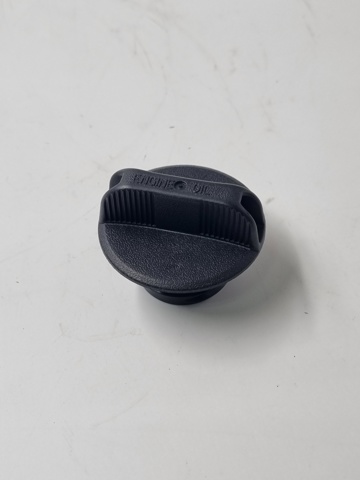 Кришка маслозаливной горловини Q3730094 Q-fix