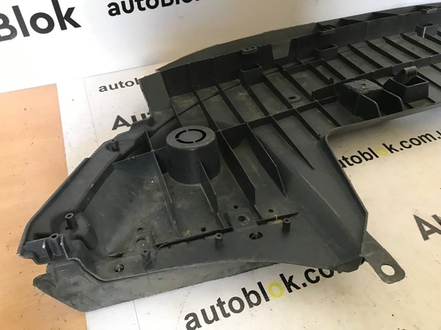 Купити YP00028180 Peugeot/Citroen Аеродинамічні обважування