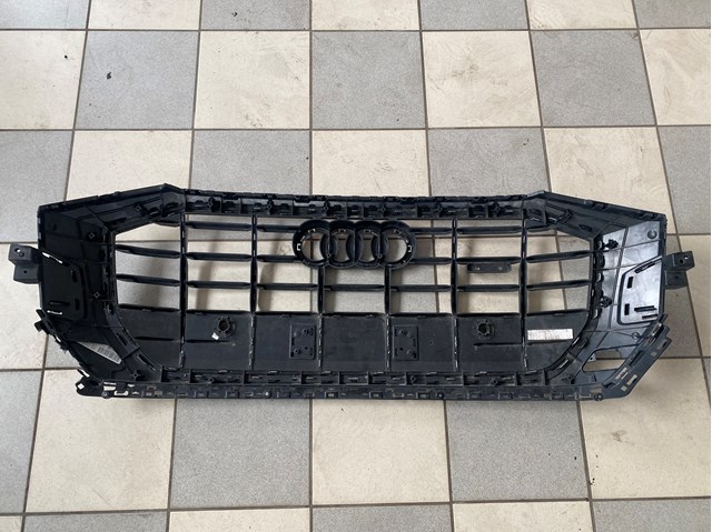 Облицювання радіатора VAG 4M8853651AMMX3 ціна, від 277.78 USD