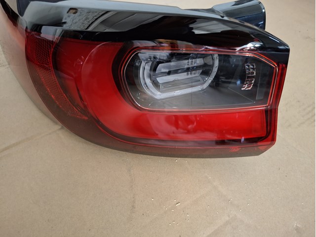Задня ліва зовнішня фара Mazda KMV751160 ціна, від 199.66 USD