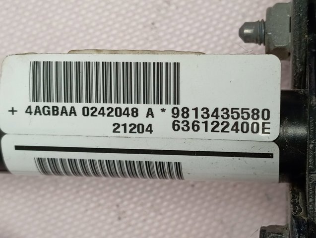 Завіса капота ліва Peugeot/Citroen 9813071480