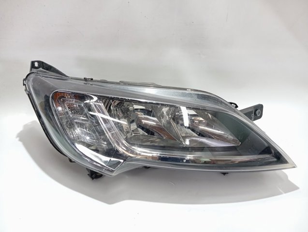 Фара правая Peugeot/Citroen 1682747580 ціна, від 149.85 USD
