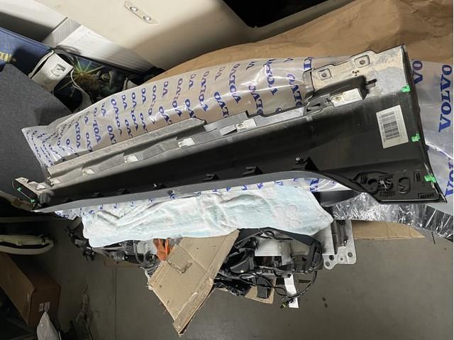Купити 31420125 Volvo 