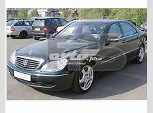 Скло автомобільне заднє Pilkington GS4602D21P ціна, від 181.17 USD