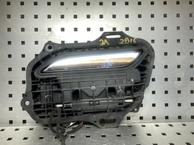 100737500L Tesla 