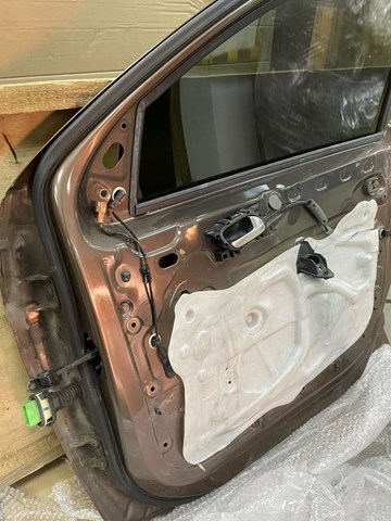 Двері передні, праві Peugeot/Citroen 9677862680 ціна, від 444.44 USD