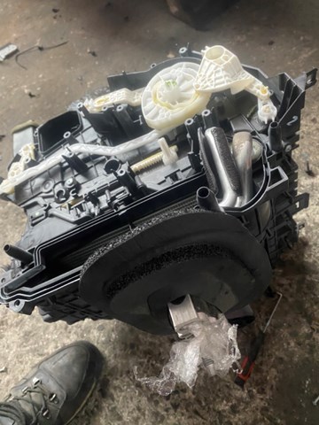  Ford LX6Z19930ED ціна, від 50.62 USD