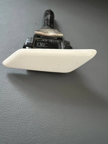 Купити TQ21423 Tqparts Тримач форсунки омивача фари, підйомний циліндр