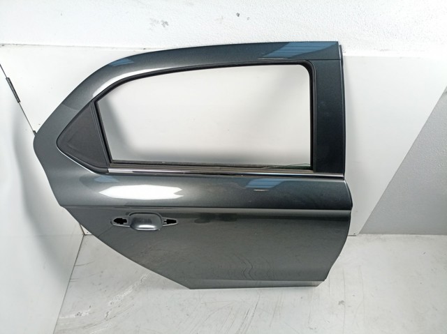 Двері задні в зборі Plrsolutions PLR5109157