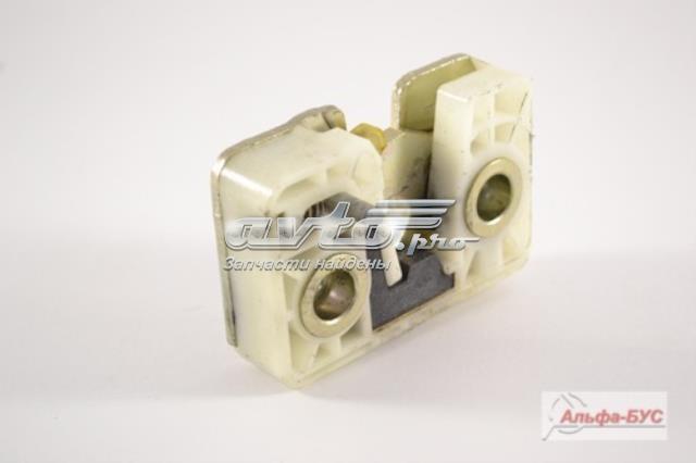 Замок передньої двері, лівої Iveco 93924716Z ціна, від 7.28 USD