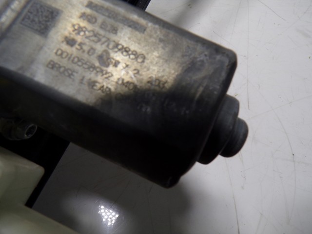 Механізм склопідйомника двері задньої, правої Peugeot/Citroen 9676172380 ціна, від 25.96 USD
