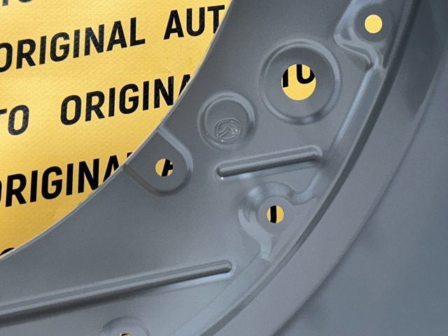 Капот VA4052211 Mazda