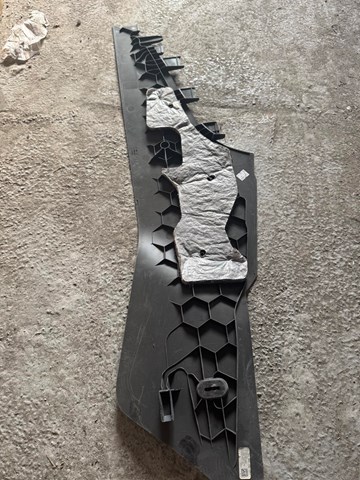  561863045 VAG