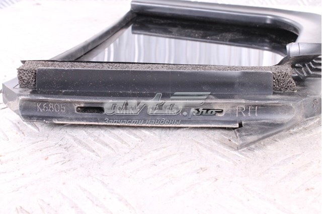 Задня кватирка права Mazda GHK172661D ціна, від 6.79 USD