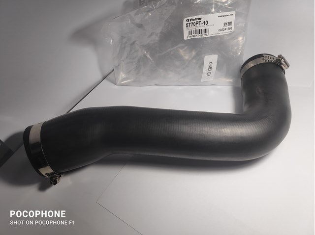 Шланг/патрубок интеркуллера Polcar 5770PT10 ціна, від 18.87 USD