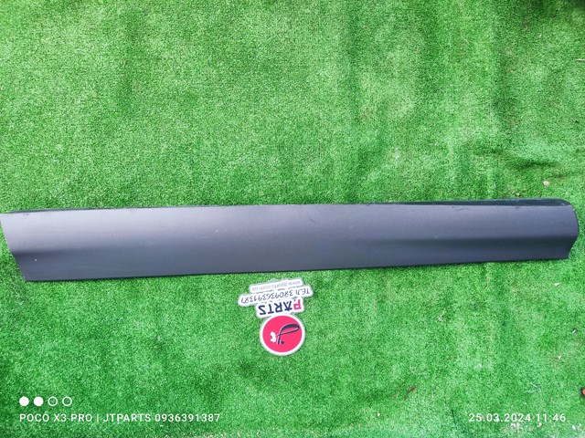 75332T0AA01 Honda Накладка передніх дверей