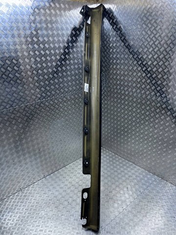 Накладка зовнішня (молдинг) порога, лівий Mercedes A2216900940 ціна, від 38.00 USD