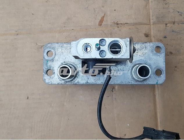  Tesla 100747600D ціна, від 38.01 USD