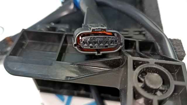 Купити 530190E010 Toyota 