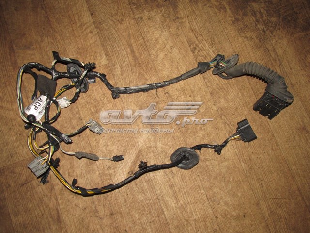 3M5T14A584 Ford 