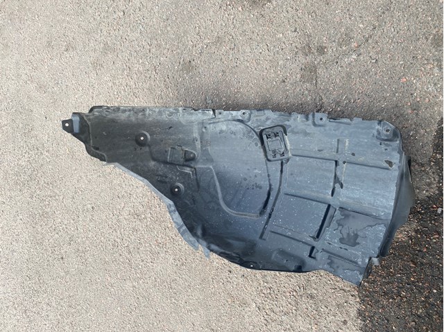 Підкрилок переднього крила, правий передній Mercedes A2976900400 ціна, від 119.76 USD