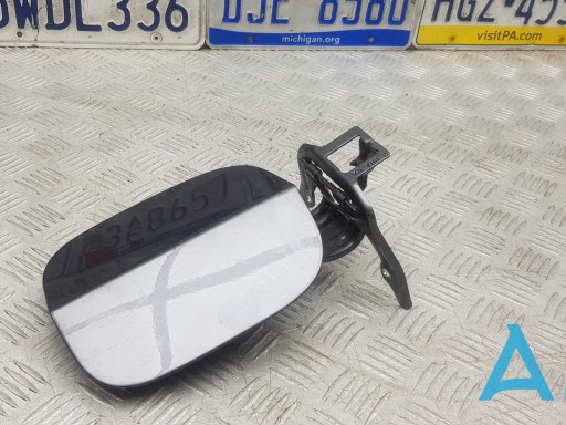 63910TVAA00ZZ Honda Дверцята бензобака