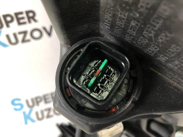 Купити 921021R010 Hyundai/Kia Права блок фара