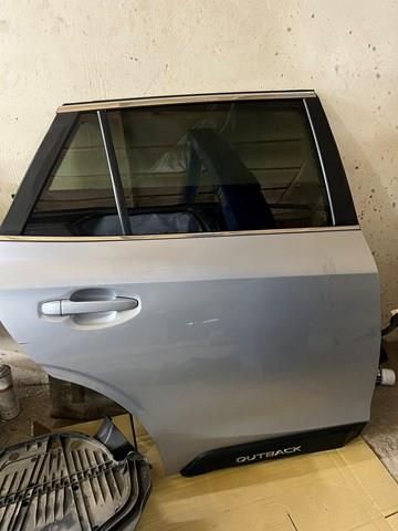 Двері задні, праві 60409AN02A9P Subaru