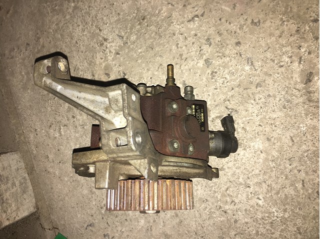 Насос паливний високого тиску Bosch 9683703780 ціна, від 57.01 USD