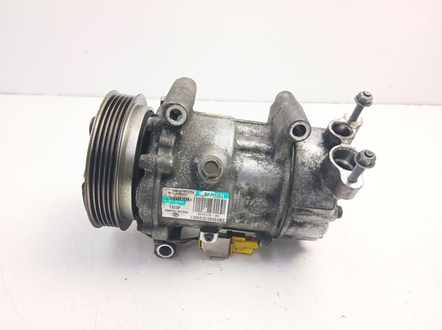 Компресор кондиціонера 9213175 BMW