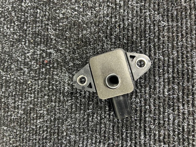 100527500A Tesla Motors Датчик подушки безпеки