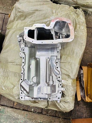 Піддон масляний картера двигуна, верхня частина Fiat/Alfa/Lancia K68051598AC ціна, від 126.69 USD