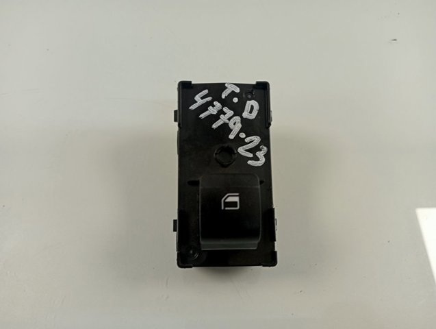 Кнопка підйомника задніх стекол Hyundai/Kia 93581AB0004X