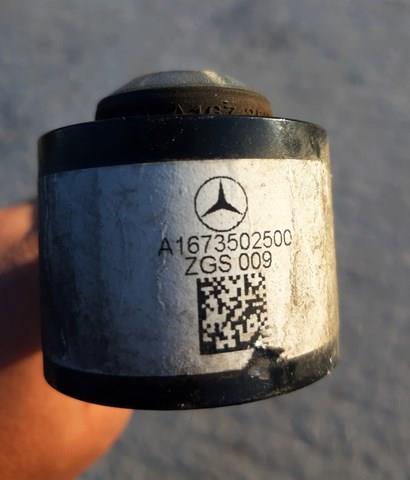 Важіль задньої підвіски поперечний A1673502500 Mercedes