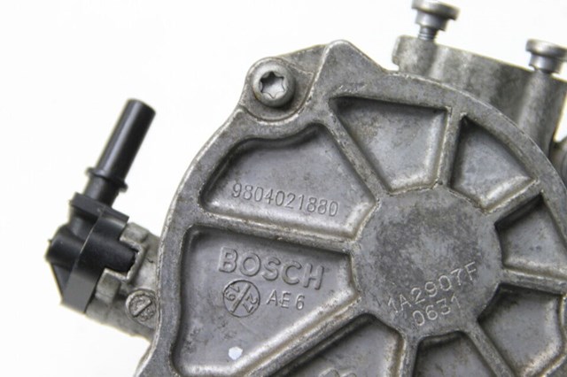 9804021880 Bosch Насос вакуумний