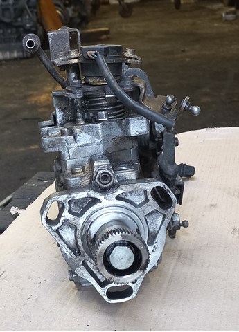 Насос паливний високого тиску Bosch 0460404096 ціна, від 148.23 USD