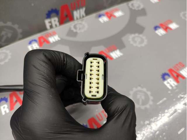 Ліве бічне дзеркало Ford DS7317683 ціна, від 121.84 USD