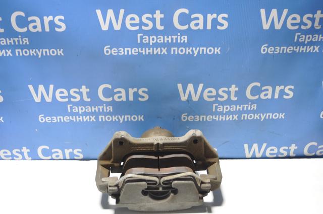 Купити LR061370 Land Rover Супорт гальмівний передній лівий