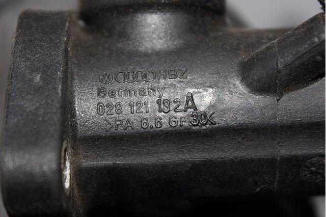 2S718286BD Ford Шланг/патрубок радіатора охолодження, нижній