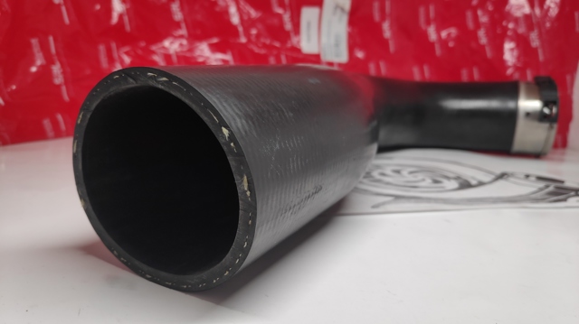 Шланг/патрубок интеркуллера Polcar 60N1PT1 ціна, від 32.47 USD